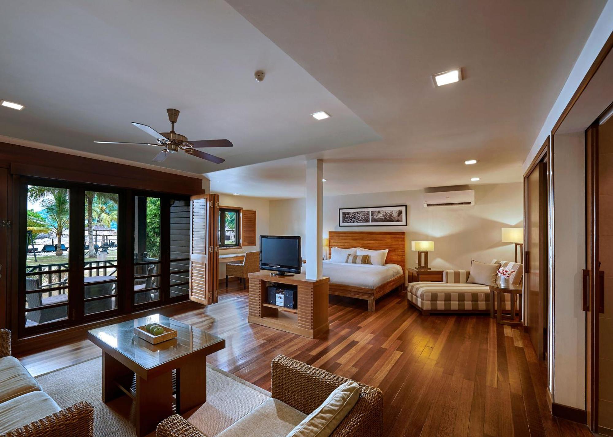 The Taaras Beach & Spa Resort Isola di Redang Esterno foto