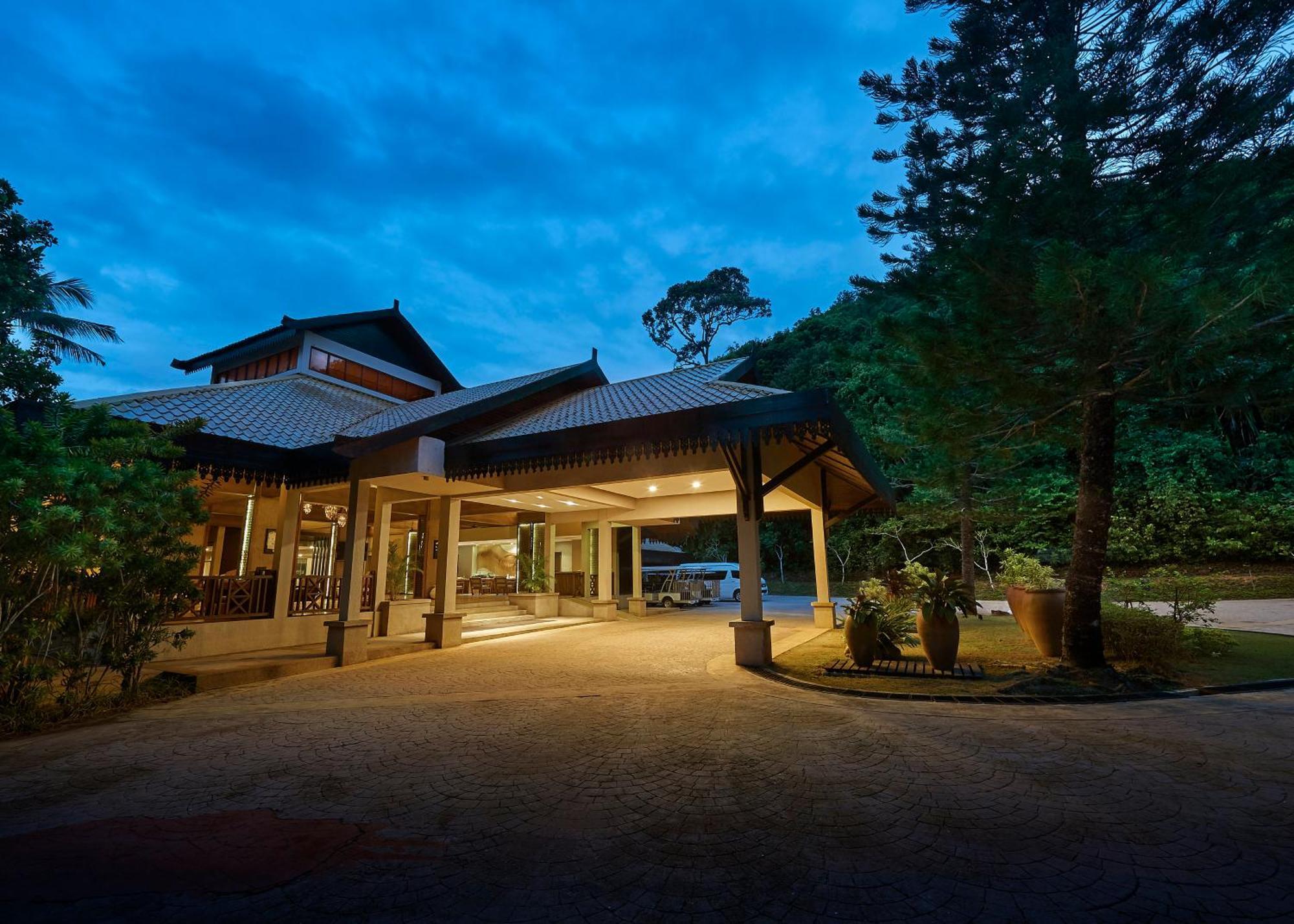 The Taaras Beach & Spa Resort Isola di Redang Esterno foto